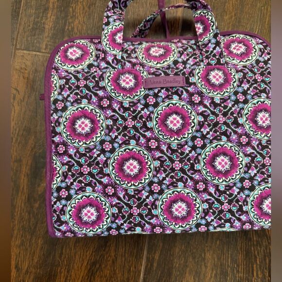 Vera Bradley Large Hanging Travel Organizer in Purple Medallion Print NWOT - Picture 3 of 14